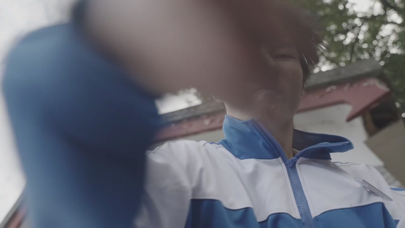 【2025-11-25 12点场】琼斯小卫：【首发】校园霸凌悬疑新游首播